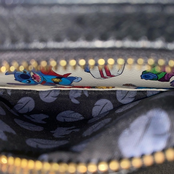 Loungefly Disney Lilo &‎ Stitch Costumes Mini Backpack - BoxLunch Exclusive - Picture 9 of 9